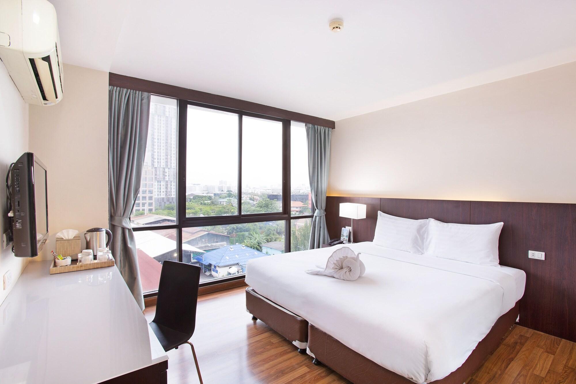 Mida Hotel Ngamwongwan - Sha Plus Nonthaburi Exterior photo