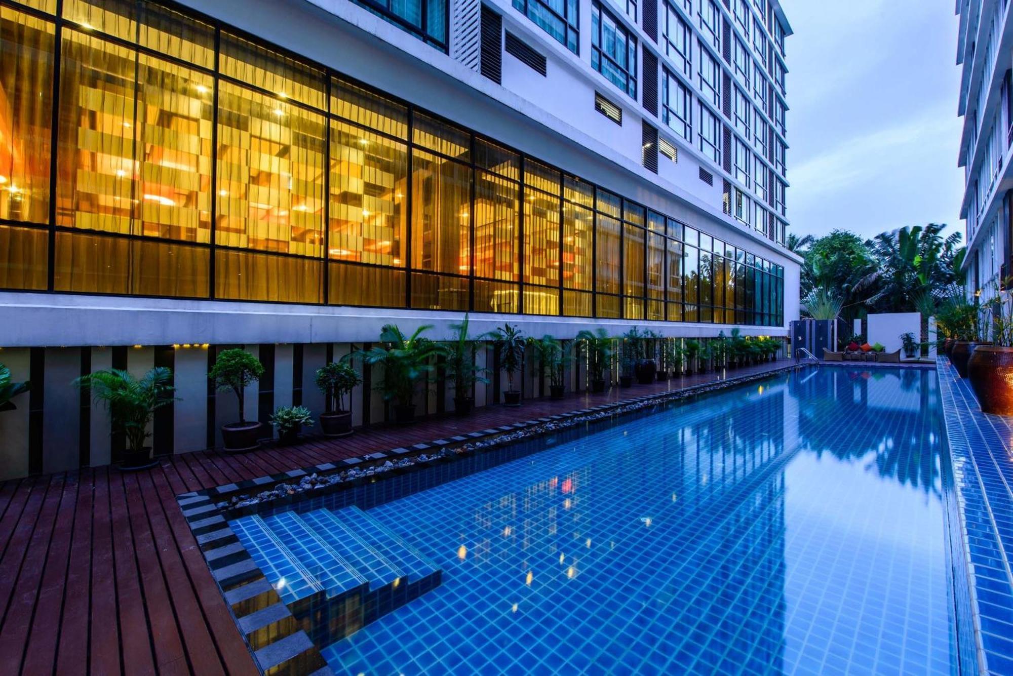 Mida Hotel Ngamwongwan - Sha Plus Nonthaburi Exterior photo